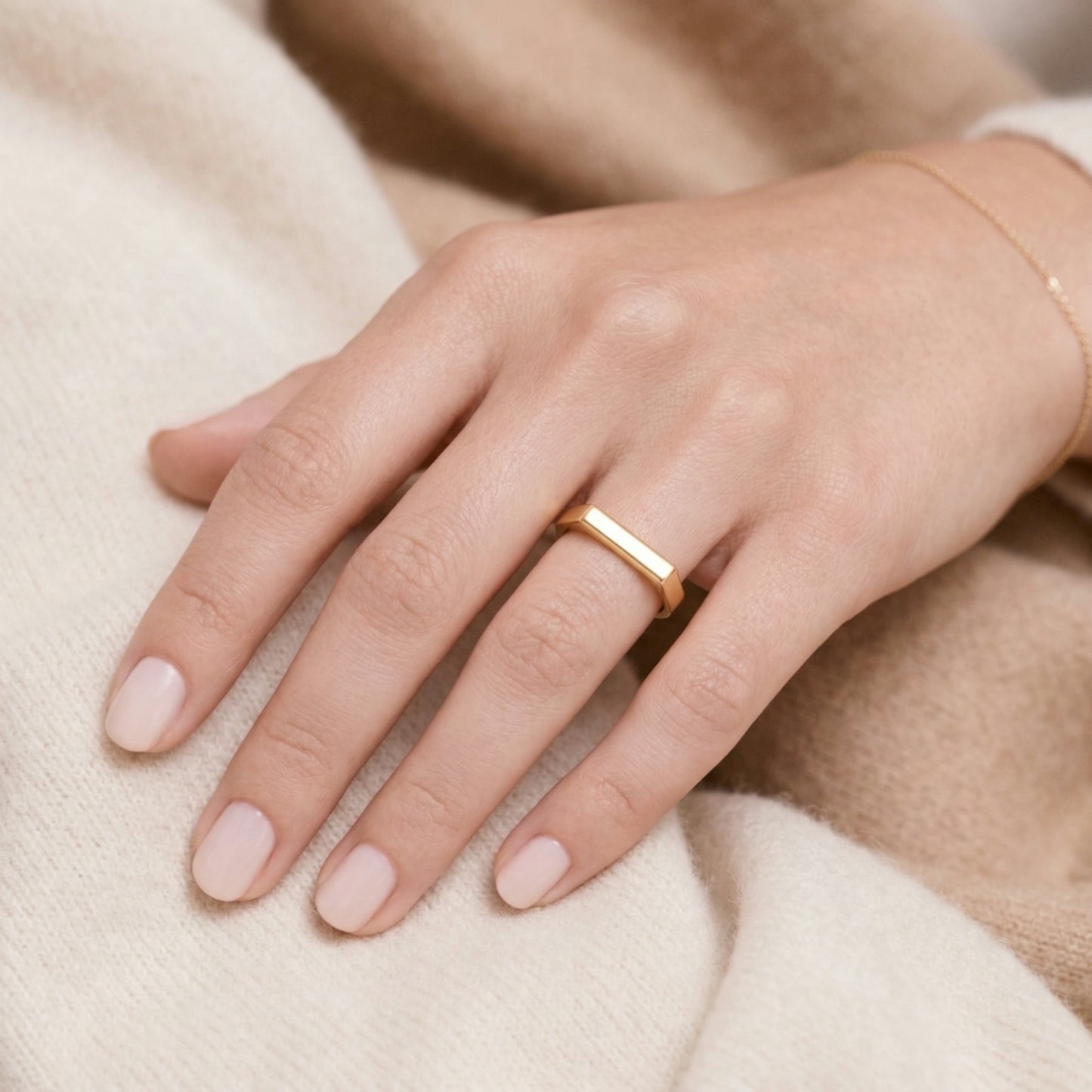 Linea Ring