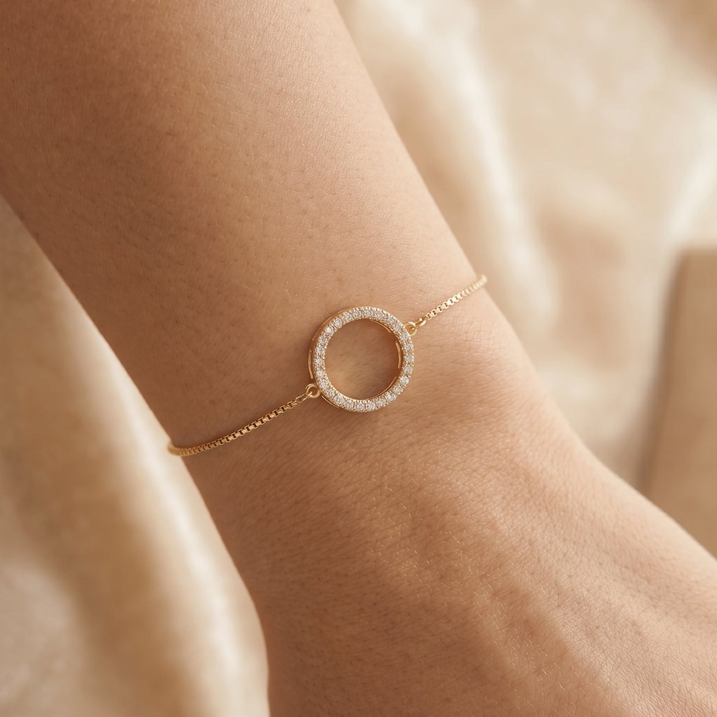 Circle Glow Bracelet